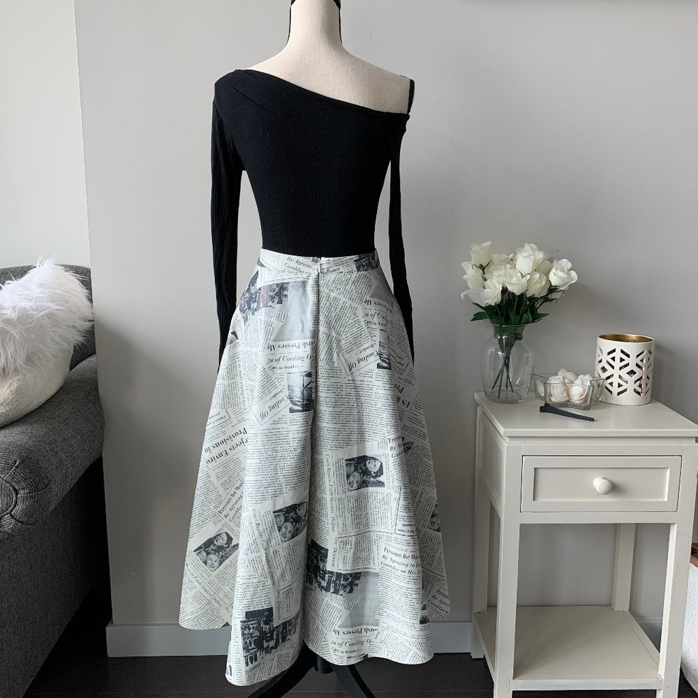 Women's Faux Leather Magazine Print Maxi Skirt - Picture 3 of 5